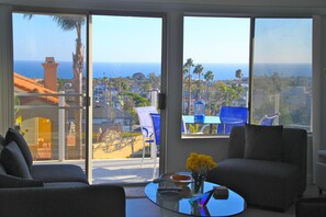 Family room and lanai