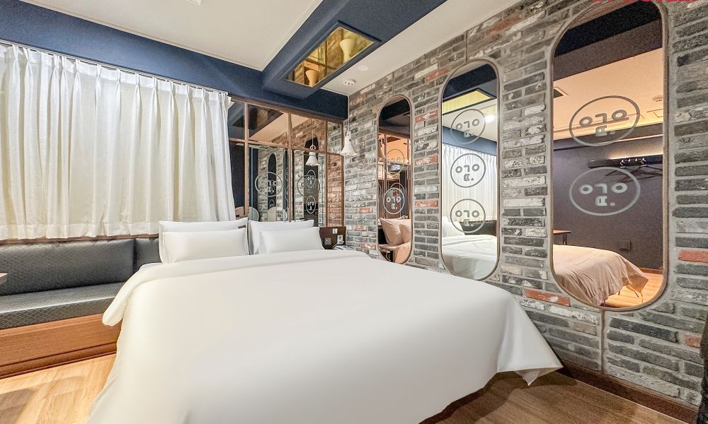 Superior Double Room | WiFi (free), individually decorated, individually furnished