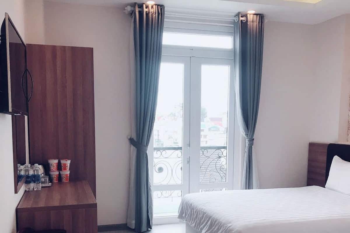 Family Room, 2 Katil Ratu (Queen), Balcony | Bar mini, meja, langsir/tirai gelap terus, kalis bunyi 