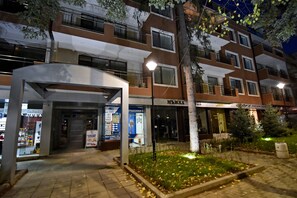 Property entrance - Stela Deluxe Apartments (Velingrad)