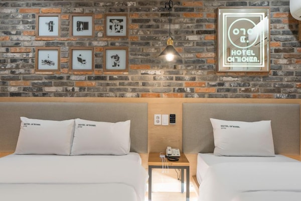 Business Twin Room | Individuell dekoriert, individuell eingerichtet, Verdunkelungsvorhänge