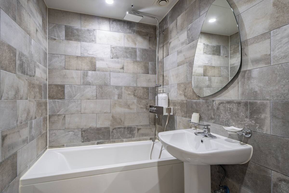 premium double room | individually decorated, individually furnished, blackout curtains