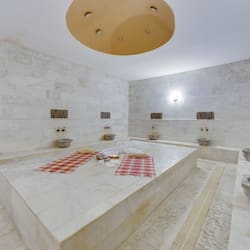 Sauna, vasca idromassaggio, bagno turco/hammam, trattamenti per il corpo