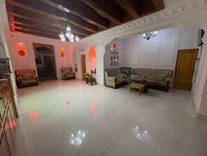 Reception - Hotel Porso (Bukhara)