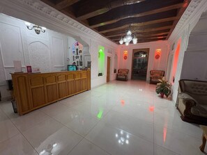 Reception - Hotel Porso (Bukhara)