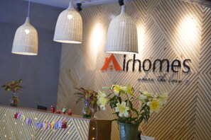 Reception - Hotel Airhomes (Ho Chi Minh City)