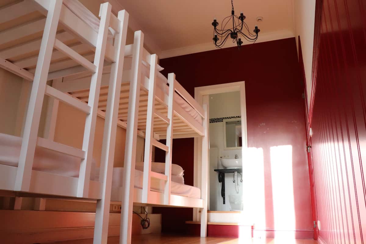 Quadruple Room, Ensuite