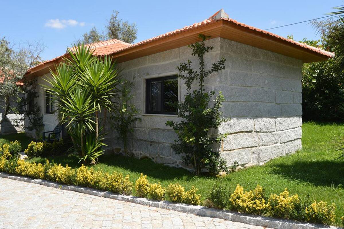 Family Bungalow, 2 Bedrooms, Non Smoking (6 Guests) | Blackout curtains, free WiFi, bed sheets