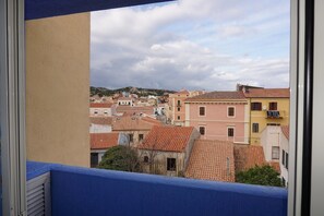 Appartement, 1 slaapkamer | Uitzicht vanaf balkon