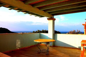 Penthouse, 3 Schlafzimmer | Terrasse/Patio
