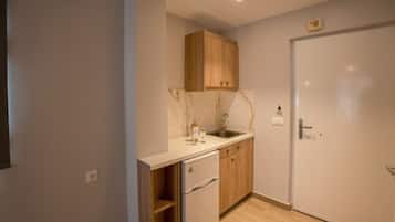 Phòng đôi hoặc 2 giường đơn Superior, quang cảnh vườn | Bàn, nôi (giường cho trẻ sơ sinh) miễn phí