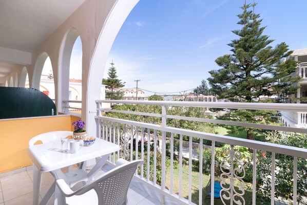 三人房, 花园景观 | 阳台景观