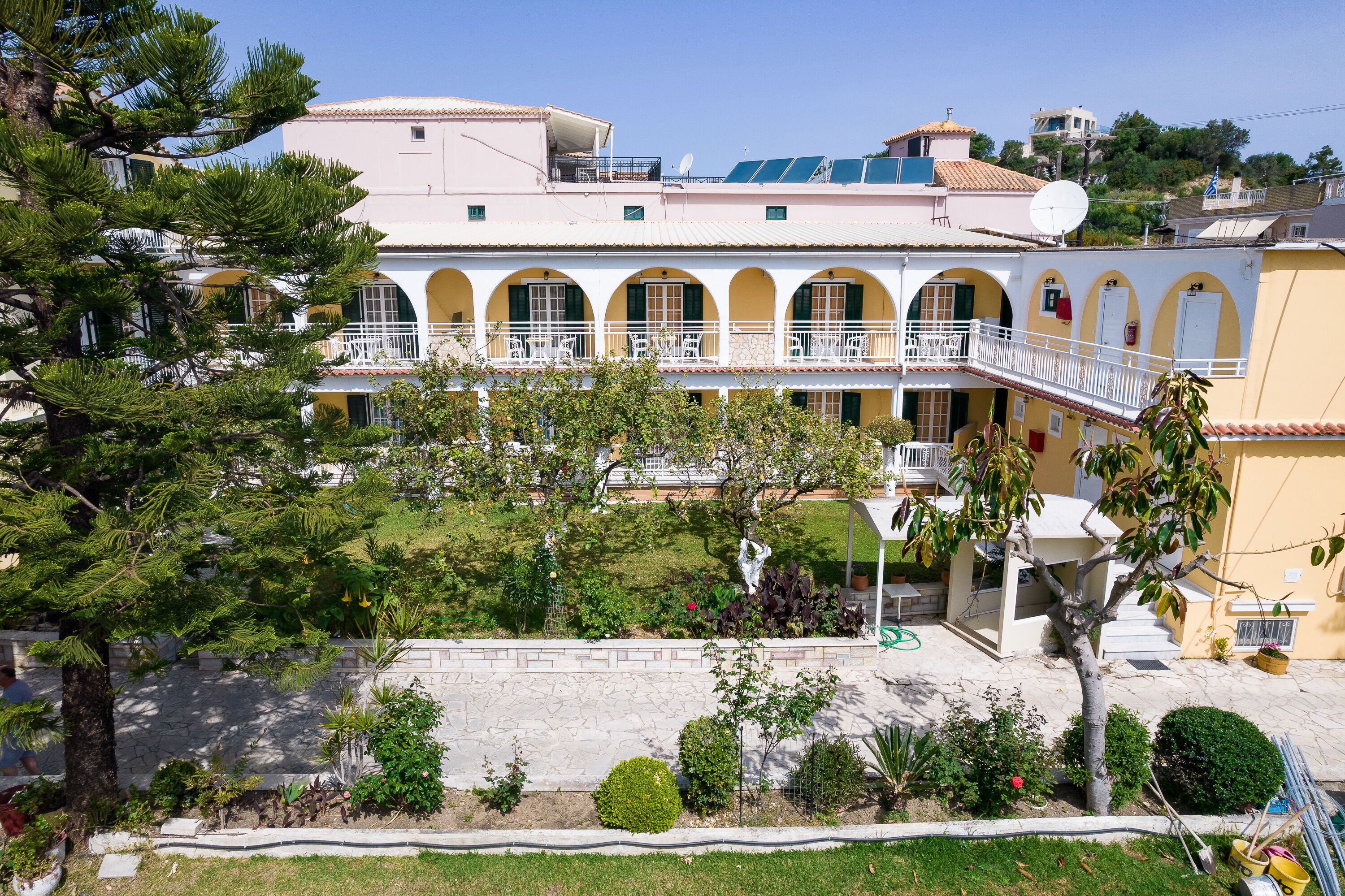 Fachada de la propiedad