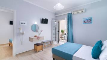 Standard Apartment, Garden View | Desk, free cots/infant beds, free WiFi, bed sheets