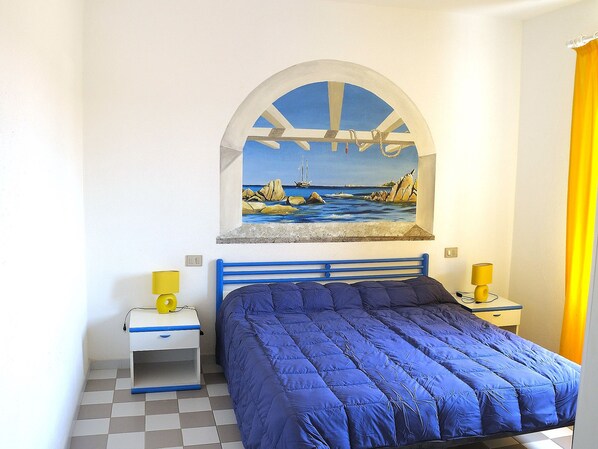 Apartment, 1 Bedroom | Cribs/infant beds