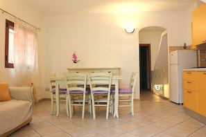 Repas dans la chambre