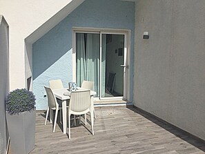 Apartemen, 2 kamar tidur | Teras/patio