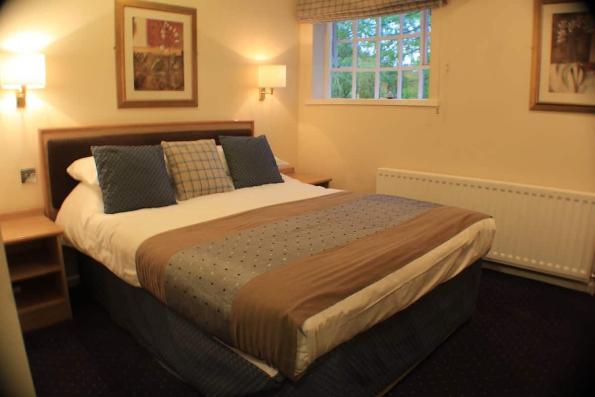 Chambre double | Accès au Wi-Fi (inclus), literie fournie