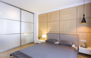 Deluxe Apartment, 2 Bedrooms (Prestige Apartment - Cismigiu Gardens) - Grand Accomodation Apartments (Bucharest)