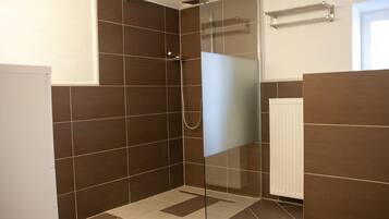 Apartment, 5 Bedrooms, River View | Bathroom | Shower, hair dryer, towels