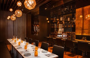 Breakfast, lunch, dinner served; Malaysian cuisine