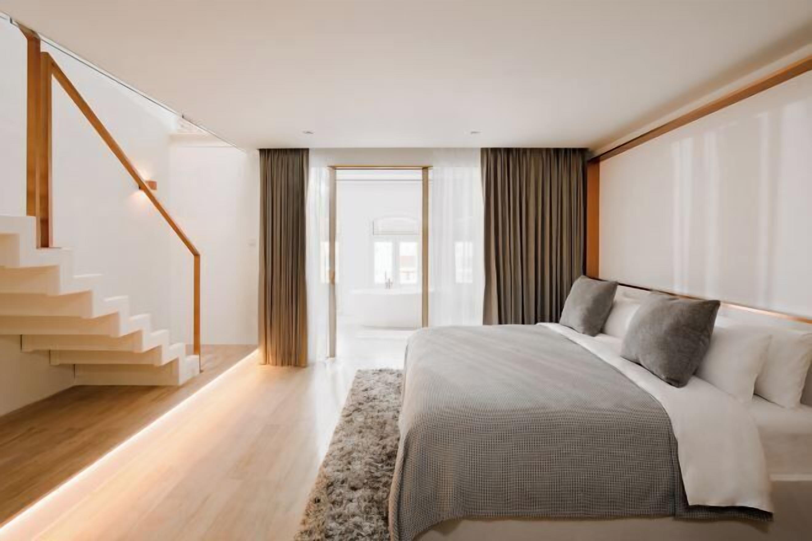 Sengetøy av topp kvalitet, senger med overmadrass og minibar (inkludert)