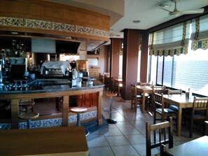 Bar (on property) - Pensión O Noso (Porto do Son)