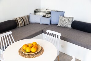 Traditional Villa, 1 Bedroom, Hot Tub, Sea View | Living area | Smart TV - Auntie's Villas (Santorini)