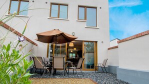 Unclassified image, 5 of 17, button - W8 Village (Manorhamilton)