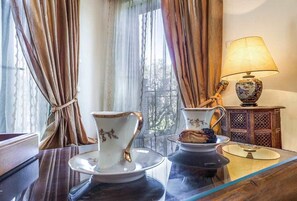 Villa, 4 Bedrooms, Sea View | Room amenity