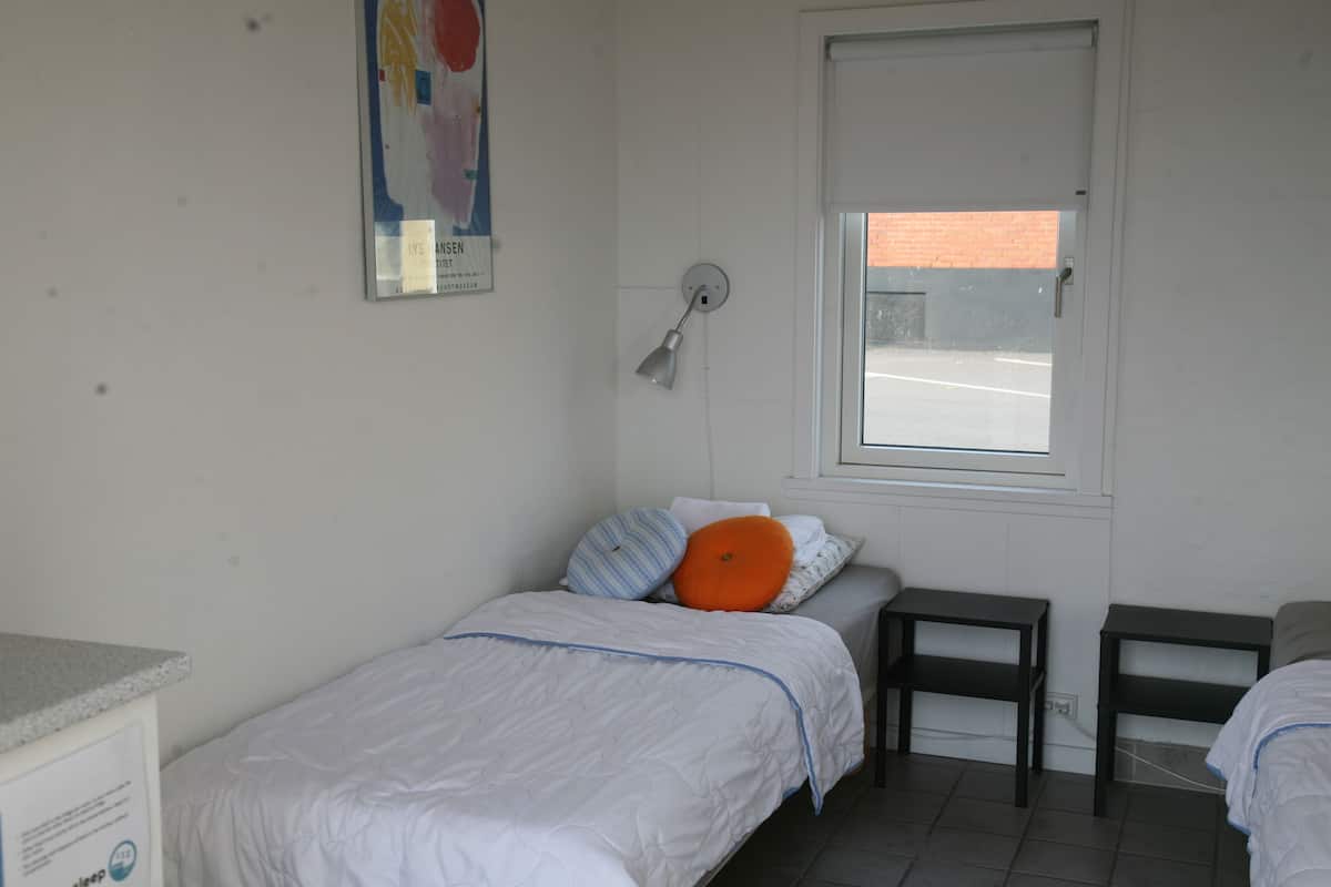 Single Room with Terrace. Incl. linen and towels | Ropa de cama