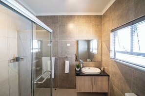 Bathroom - Bella Luna B&B (Walvis Bay)