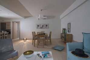 Apartment (2) | Living area
