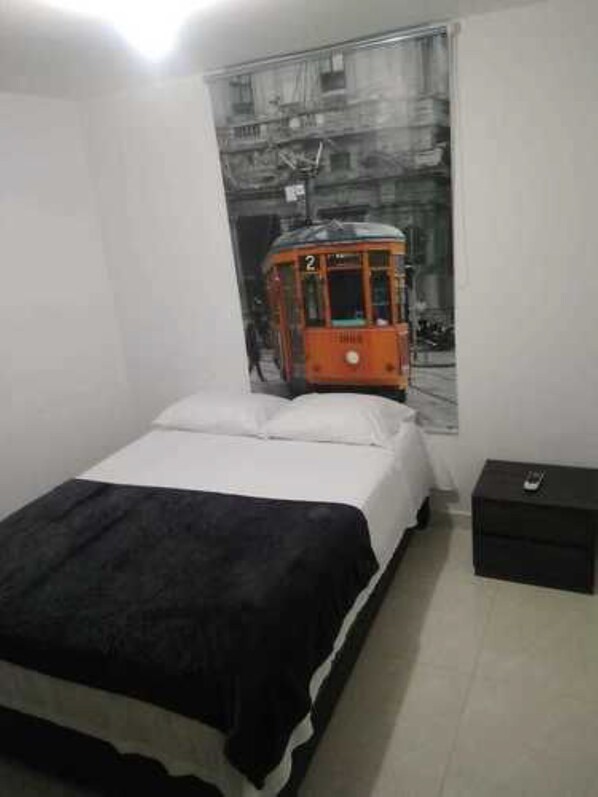 3 habitaciones, decoración personalizada y muebles diferentes 