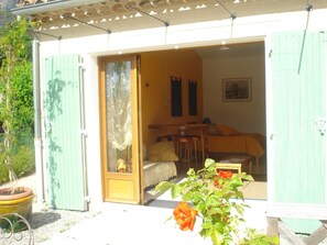 Family Double Room | Terrace/patio - Le Blacas (Moustiers-Sainte-Marie)