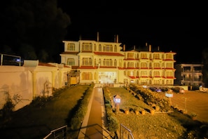 Front of property - evening/night - V Resorts Royal Palace Mcleodganj (Dharamshala)