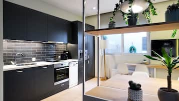 Elite Apartment, 2 Bedrooms, Ground Floor | Private kitchen | Full-size fridge, microwave, oven, stovetop