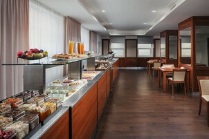Desayuno buffet incluido todos los días 