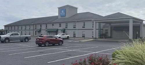 Surestay Best Western Obetz Rickenbacker Airport