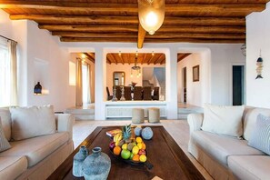 Villa, Multiple Bedrooms | Living room