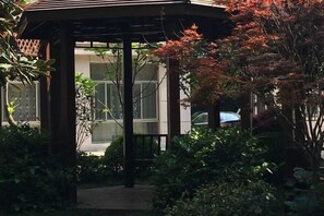 Unclassified image, 5 of 47, button - Jinxiu Hotel (Shanghai)