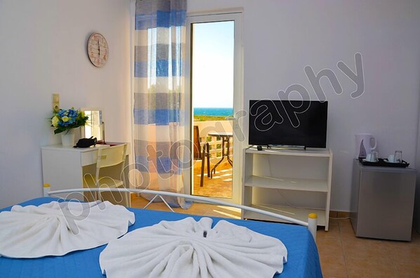 Studio | Free cribs/infant beds, free WiFi, bed sheets - AVC Pyrgos (Platanias)