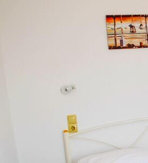 Studio | Free cribs/infant beds, free WiFi, bed sheets - AVC Pyrgos (Platanias)
