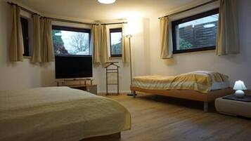 Apartment | 3 bedrooms, individually decorated, individually furnished, free WiFi