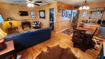 Round Top Cabin