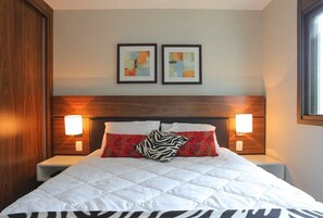 Apartamento empresarial, 1 cama Queen, para não fumantes | 1 quarto, escrivaninha, Wi-Fi de cortesia, roupa de cama