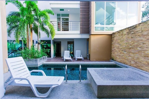 15 outdoor pools - Haven Lagoon Condominium (Patong)