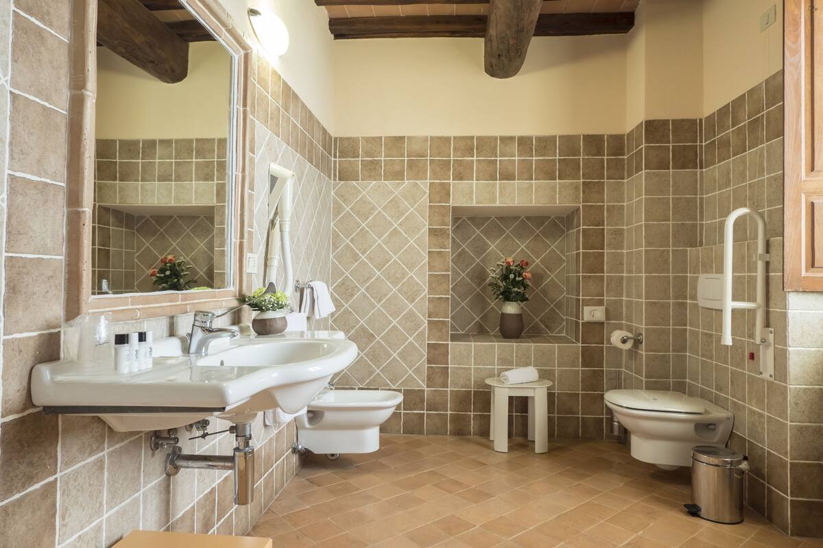 comfort quadruple room | bathroom | shower, rainfall showerhead, free toiletries, hair dryer