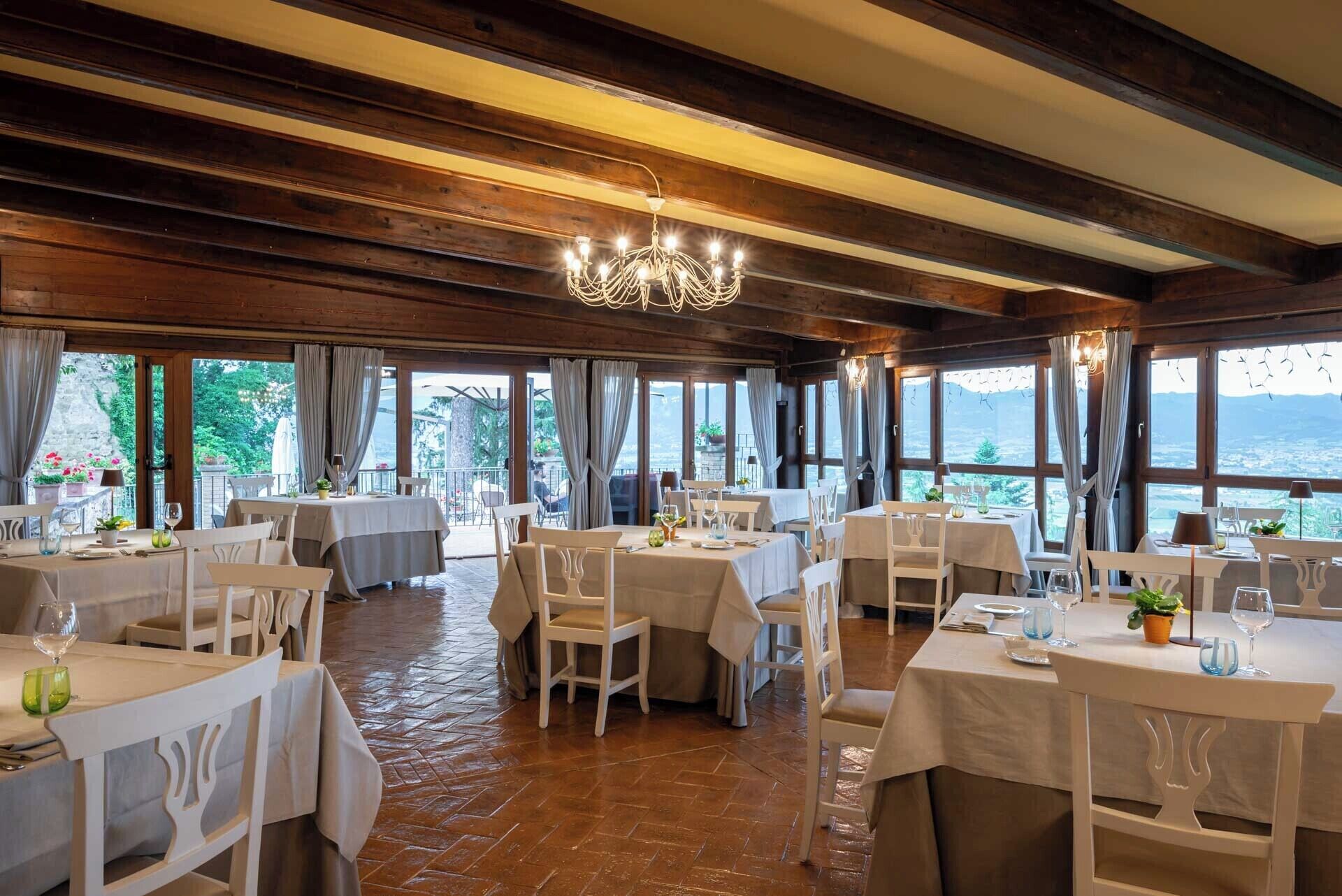 dinner served, italian cuisine, garden views