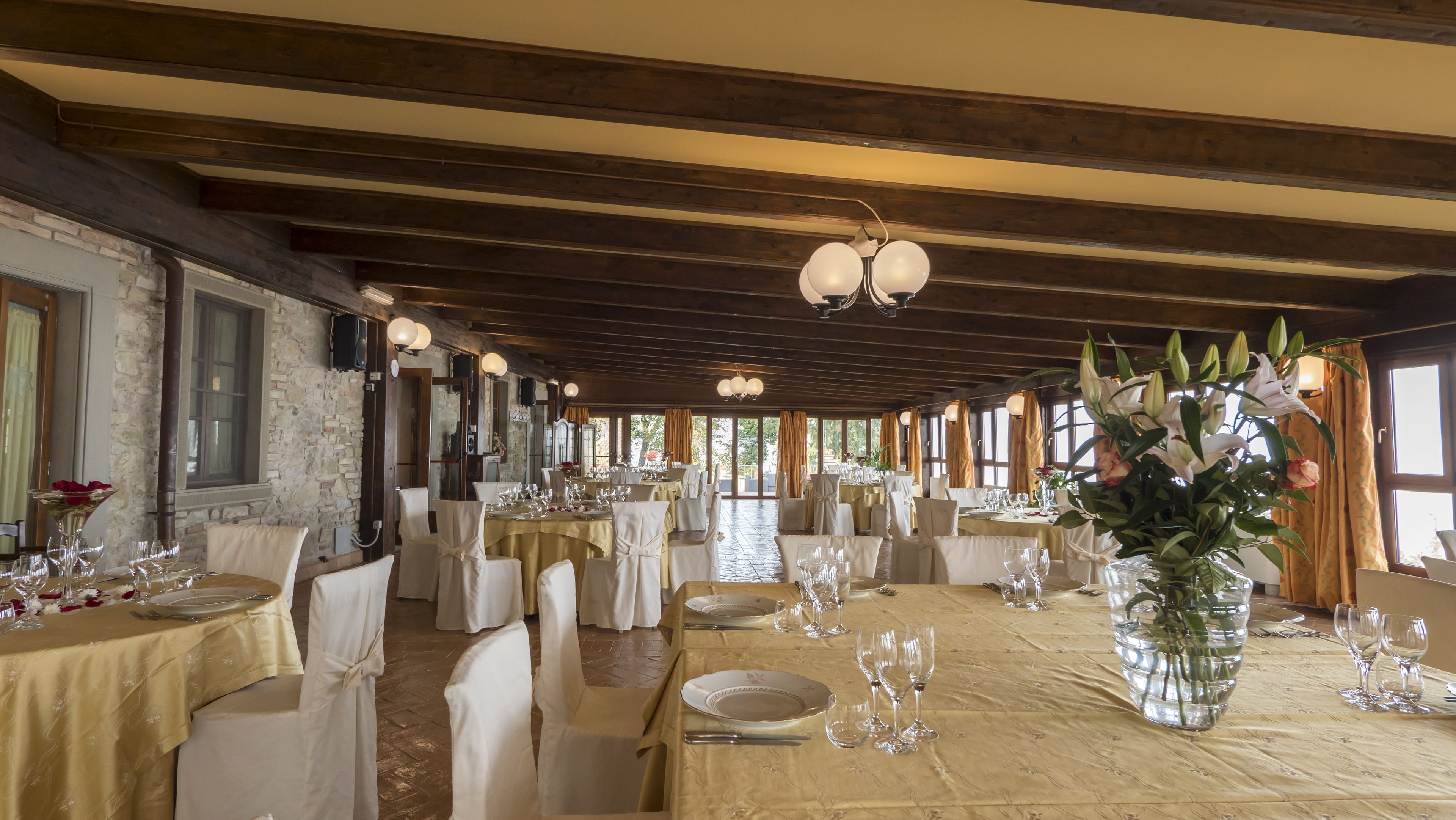 dinner served, italian cuisine, garden views